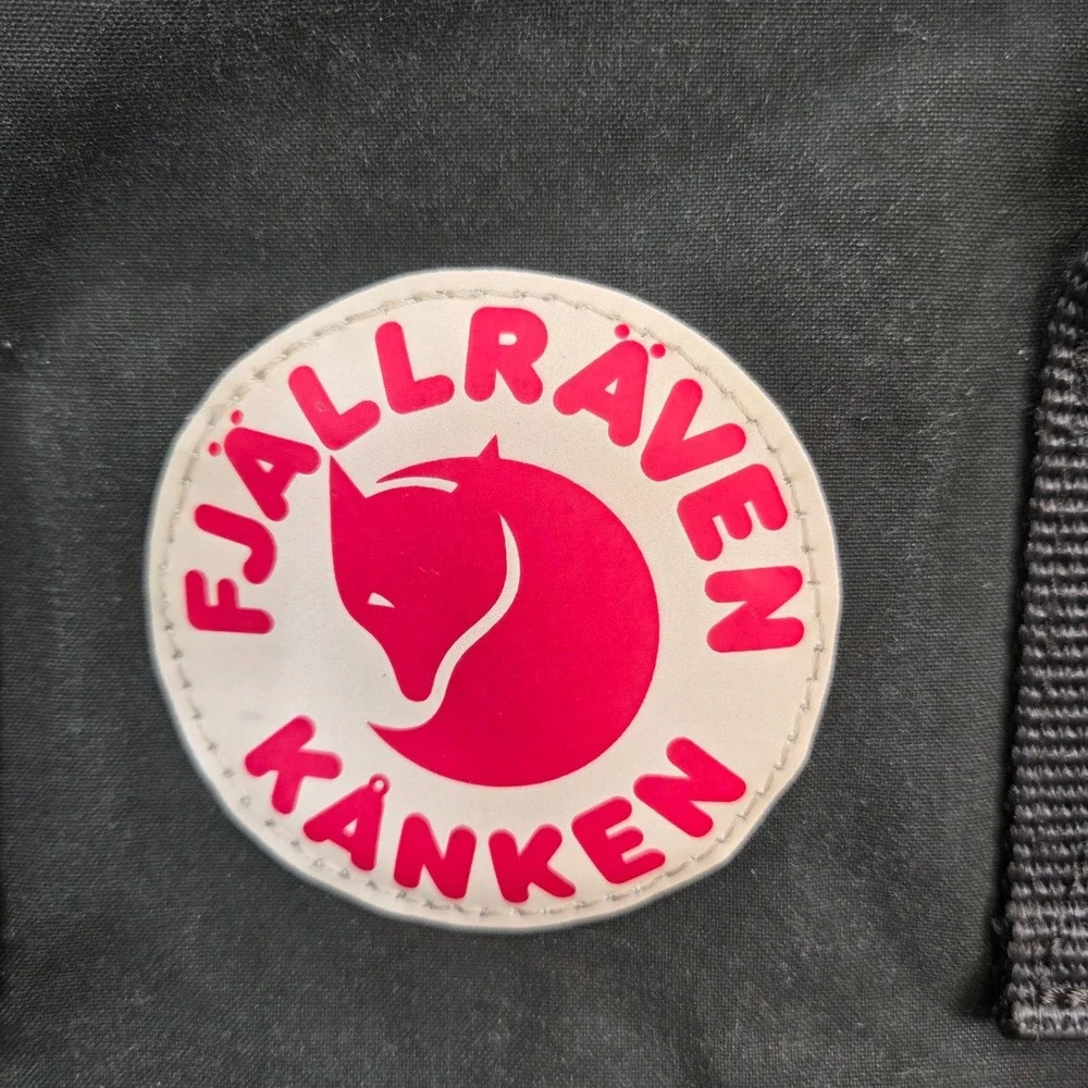 Fjallraven Kanken 23510 Classic Backpack Olive Green School Hiking Outdoor